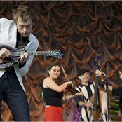 Nickel Creek - List pictures