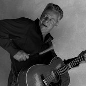 Tommy Emmanuel - List pictures