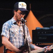 Amos Lee - List pictures