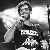 Thomas Rhett - List pictures