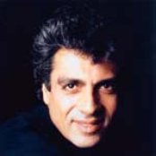 Enrico Macias - List pictures