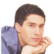 Benny Ibarra - List pictures