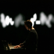 Alva Noto - List pictures