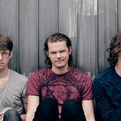 Half Moon Run - List pictures