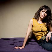 Joan As Policewoman - List pictures