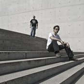 Aka Aka - List pictures