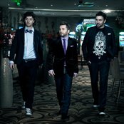 Play And Win - List pictures