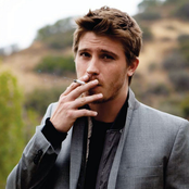 Garrett Hedlund - List pictures