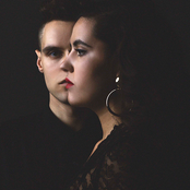 Quadron - List pictures