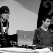 Download - List pictures