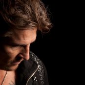 Martin - List pictures