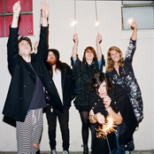 Grouplove - List pictures