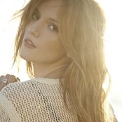 Bella Thorne - List pictures