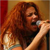 Nikka Costa - List pictures