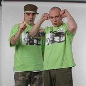 General Woo & Nered - List pictures