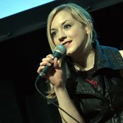 Emily Kinney - List pictures