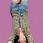 Hannah Georgas - List pictures