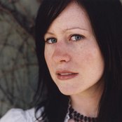 Orenda Fink - List pictures