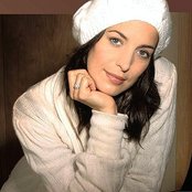 Chantal Kreviazuk - List pictures