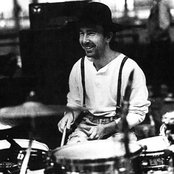 The Edge - List pictures