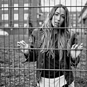 Delilah - List pictures