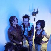 Nick Black - List pictures