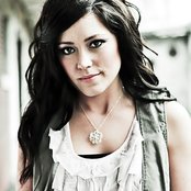 Kari Jobe - List pictures
