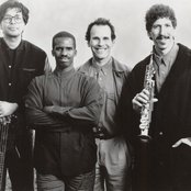 Yellowjackets - List pictures