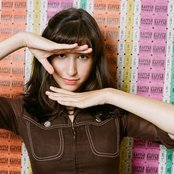 Lucy Schwartz - List pictures