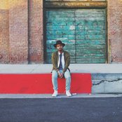 Jarell Perry - List pictures