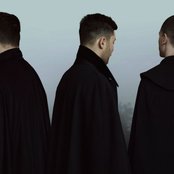 Young Empires - List pictures
