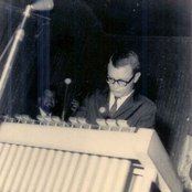 Cal Tjader - List pictures