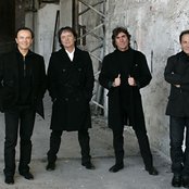 Pooh - List pictures