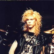 Duff Mckagan - List pictures