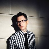 Gary Go - List pictures