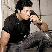 Chayanne - List pictures