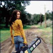 Courtney Jaye - List pictures