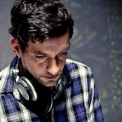 Bonobo - List pictures