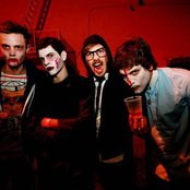 Van She - List pictures