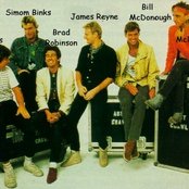 Australian Crawl - List pictures