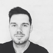 Tim Shiel - List pictures