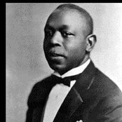 Johnny Dodds - List pictures