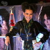 Kika Edgar - List pictures