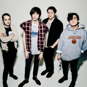 Howler - List pictures