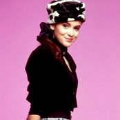 Alyssa Milano - List pictures
