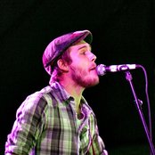 Brian Fallon - List pictures